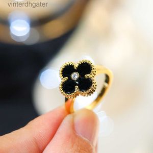High -end Vancefe Brand Designer -ringen voor vrouwen Hoge Versie V Goud Dikke vergulde 18K vier Leaf Clover enkele bloem met diamant senior merk Logo Designer sieraden