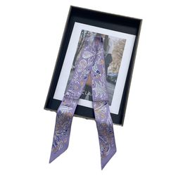 Velvet haut de gamme en velours violet floral graffiti de style graffiti