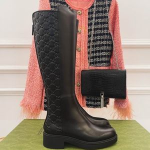 Botas de mujer de gama alta, diseñador de gran oferta, zapatos de mujer de tubo largo, zapatos de cena de estilo versátil de alta calidad, envío gratis