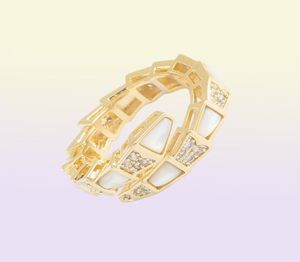 Haute qualité plaqué or 18 carats micro-ensemble zircon coquille bague bijoux personnalité coréenne tendance femmes niche conception os ouvert ring6205014