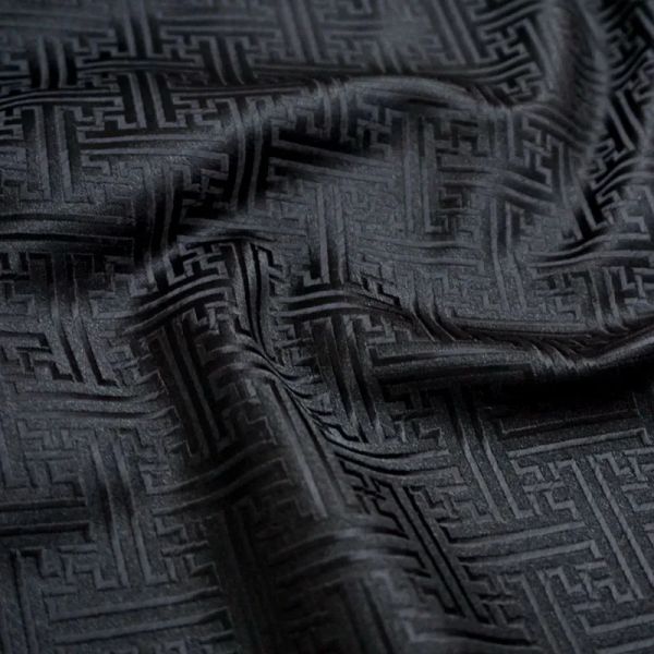 La tela de brocado de brocado de espada negro de alto grado es adecuada para la bolsa de ropa de manos de bricolaje, cortina, tapicería de mosaico