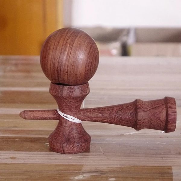 Pelota de juguete Kendama profesional de madera de cerezo de alta calidad para niños y adultos pelota de juguete de malabarismo juguete Kendama japonés 240112