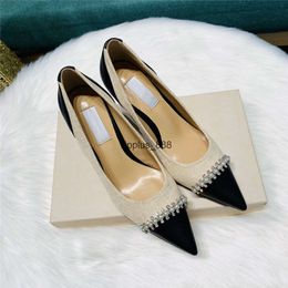 Chaussures habillées design à talons hauts toutes les sandales assorties une ligne de diamant scintillant boucle de cristal décoration fête de mariage de mariée