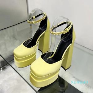 Hoge hak platform sandalen muiltjes kalfsleer Slides dikke blok hoge hakken slip-on open teen dames Luxe ontwerpers streetstyle schoenen Avond fabrieksschoeisel