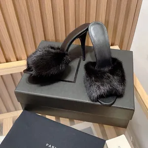 Zapatos de tacón alto Cabello de visón recortado Sandalias con espalda abierta Zapatillas casuales Tacones altos Diseñador de lujo Mujer Sueño Punta redonda Sandalia Damas Boda Mujer Mula furry slider