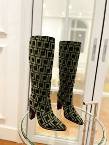 botas de chenile de tacón alto Baguette Boast Square Toe con Black Black Jacquard Motif Heel Altura 110 mm Diseño de moda de mujeres para mujeres 2023