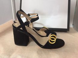 Sandalias de tacón alto fiesta Moda Cuero Mujer Zapato de baile Diseñador Sexy Tacones Suede Lady Metal Hebilla de cinturón Zapatos de mujer de tacón grueso Tamaño grande 35-42 Con caja DD22-28