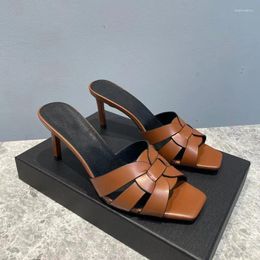 Talons hauts sandales véritables ganters de mode en cuir femmes toe carré couleur solide dames mules diapositives féminines 8626