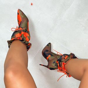 Talons hauts bout pointu mi-mollet bottes pour femmes mode Camouflage imprimé Stiletto à lacets chaussures pour femmes Botas Mujer pour les filles chaussures de fête 35-43