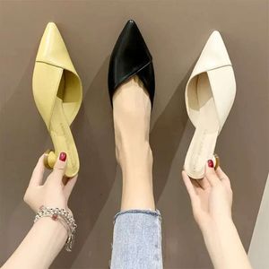 Talons hauts sandales pantoufles de femmes chaussures de mode gai triple blanc noir rouge jaune couleur verte 2 tendances 642 962 d 54d5 545