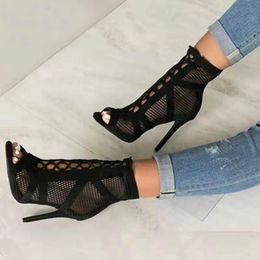 Hoge hakken Stiletto 942 Zomer Women Dames Mesh Net Peep Toe schoenen Woman Cross gebonden naakt enkellaarzen 230923