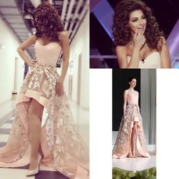 Hoge Low Prom Dresses Libanon Singer Sweetheart Borduurwerk Applicaties Korte Strand Avondjurken Mouwloze Formele Jurken Avondjurken