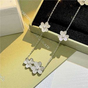 High Luxury Brand sieraden ontworpen VAN ketting voor geliefden S925 Silver Clover volledige diamant met bloemen licht luxe sprankelende uqdk