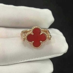 Charme de bague de luxe élevé Vanly Classic Musthave nouvelle qualité rouge quatre feuilles avec boîte de logo originale Vancle