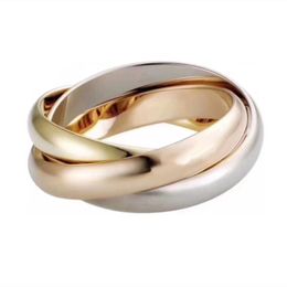 Hoog gepolijste originele merk Trinity Love Designer Rings For Women V-Gold 3-ring drie kleuren Cross Gold Gold CZ Diamond Nagel Ring Heren Sieraden Daily Outfit Accessoires