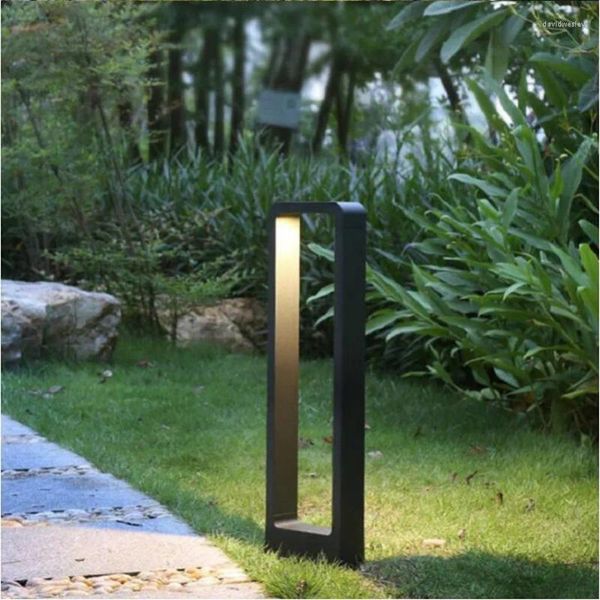 Pilier de lampe de pelouse de lumière de jardin de l'épi LED de la puissance élevée 15W pour l'éclairage extérieur de bornes de paysage de Villa de cour