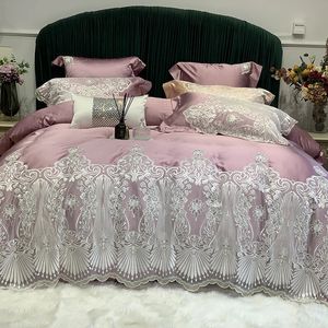 Ensemble de literie en dentelle de mariage de luxe en coton brocart de haute précision, housse de couette, drap ou couvre-lit matelassé, taie d'oreiller 240112