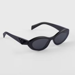 Hoge Kwaliteit 1:1 Vrouw Designer Zonnebril ovaal frame Klassieke Brillen Goggle Outdoor Strand Bril Man luxe Mix Kleuren UV400 anti-straling bril SPR26Z