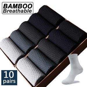 Haute qualité 10 paires/lot hommes chaussettes en fibre de bambou compression respirante longue affaires décontracté mâle grande taille 38-45 220323