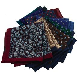 Hoogwaardige 100 wol mode pocket zakdoek luxe paisley patroon vierkant hanky met cadeaubon 240401