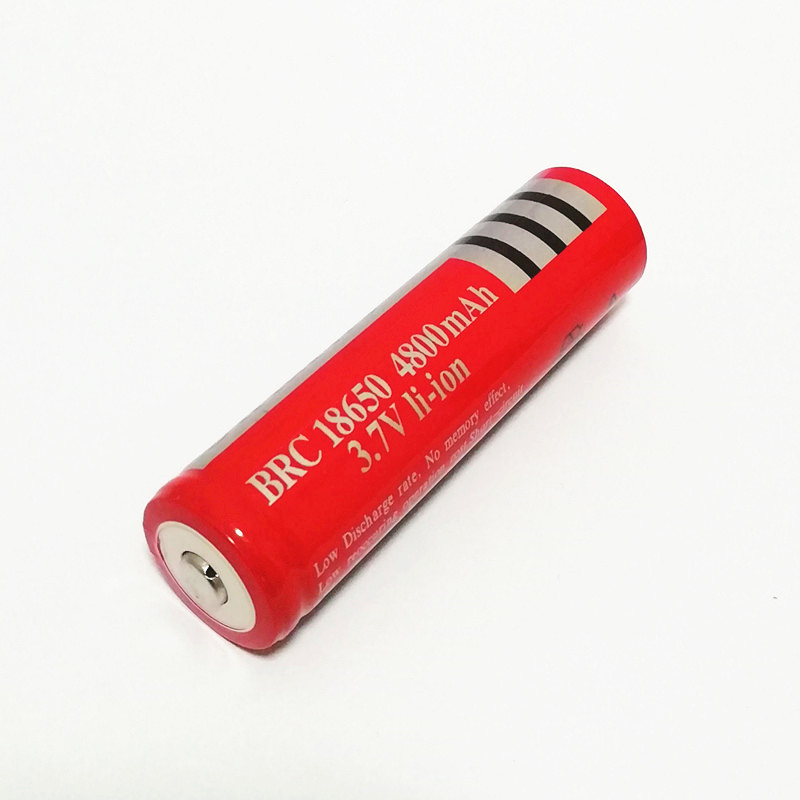 Hochwertige 18650 4800 mAh Farbe Rot flache/spitze Lithiumbatterie kann in hellen Taschenlampen und anderen elektronischen Produkten verwendet werden