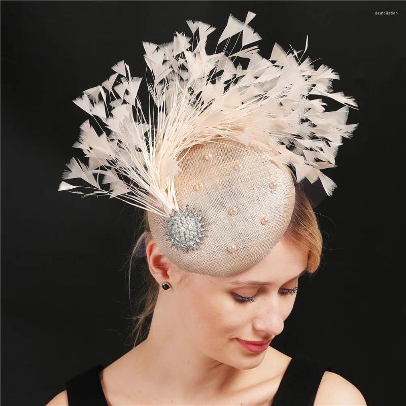 Hochwertige 4-lagige Sinamay-Fascinator-Hüte, elegante Damen-Hochzeits-Kopfbedeckung mit ausgefallenen Federn, für Damen, Anlass, Millinery-Kappen