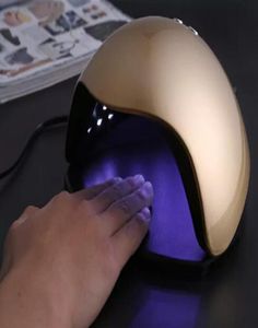 Lampe LED UV 48W de haute qualité 100240V lampe à ongles Sécheur à ongles Professionnel Sécheur à ongles Light Tools6991316