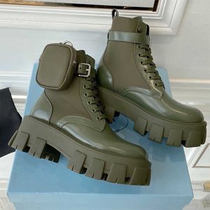 Designer Boot Platform Men Femmes Boots brossés Bottes Top Cowskin Leather Nylon Martin Boot avec poche amovible Black Fashion Lady Outdoor Boot Shoes With Box No43