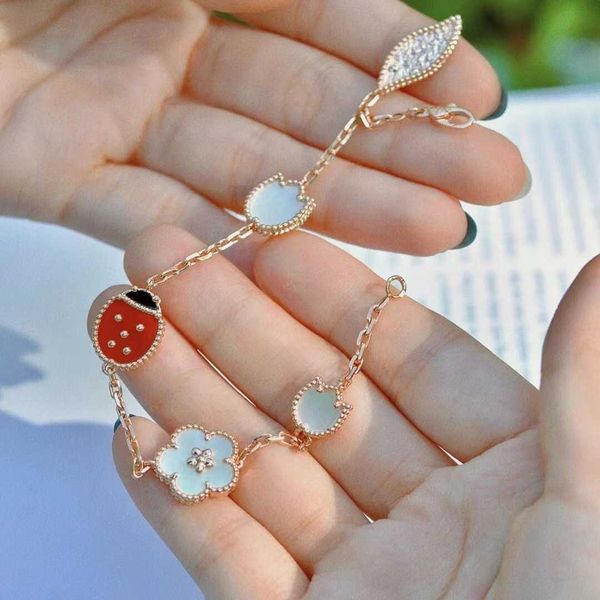 Avantgarde et bijoux de haute qualité Gold 18K Rose Seven Star Ladybug Bracelet pour les filles au sens avancé avec VNAIN commun