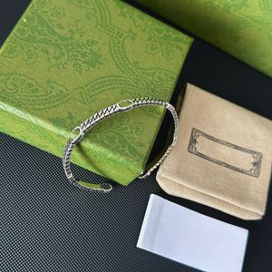 Bracelet de haute qualité avec bracelet G imbriqué Bracelet de luxe Bracelet lettre Bracelet en acier titane femmes hommes bijoux de mode cadeau