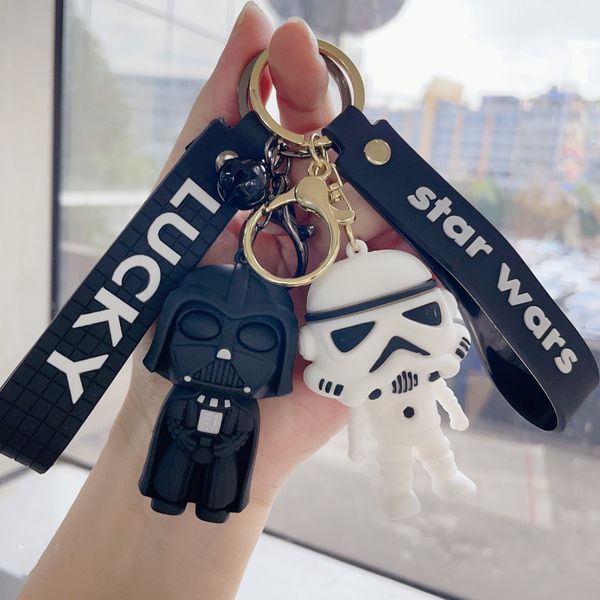 Haute qualité soldat noir et blanc porte-clés dessin animé PVC couple sac exquis voiture porte-clés suspendus ornements