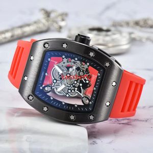 Merk van hoge kwaliteit Heren Watch Casual Women's Watch Steel Dirt-Resistent Silicone Hollow Simple Quartz Watch Factory Sales 147