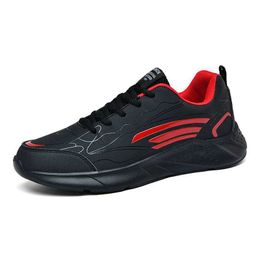 Hoge kwaliteit ademend loopschoenen Mannen Zwart Rood Lichtgewicht Zachte Zool Veelzijdige Mens Leisure Sports Sneakers Trainers