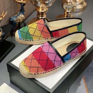 Hoge kwaliteit casual schoenen designer dames vissersschoenen weven instapper instapper kleur bijpassende platte canvas schoenen