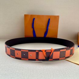 Hoge kwaliteit klassieke designer riem voor dames roestvrij staal V-gesp AAA Echt lederen herenriem Retro luxe vergulde damesriem 40MM Omkeerbare riem V113