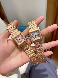 Hoge kwaliteit klassiek designer horloge dames heren tankhorloge mode quartz uurwerk horloges vierkante tank goud zilver herenhorloges Montre de Luxe zakelijk 26 * 32 mm trend