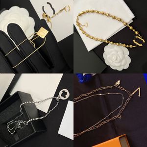 Hoogwaardige koperen slot Designer Letter Pendant merk ketting ketting vrouwen goud vergulde roestvrijstalen kettingen diamant choker hangers bruiloft sieraden geschenken