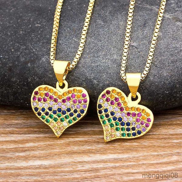 Haute qualité cuivre Zircon cristal coeur collier femmes charme arc-en-ciel romantique bijoux pendentif Fine fête cadeaux de mariage