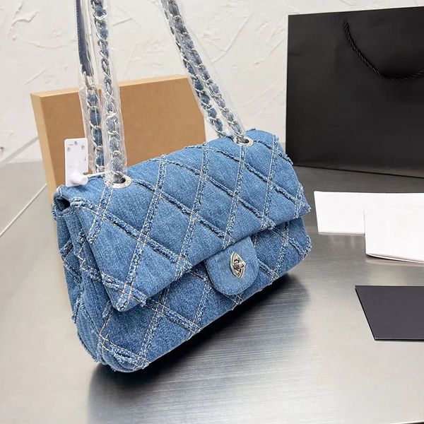 Bolso de lujo de mezclilla azul oscuro de alta calidad para mujer, bolso de hombro para mujer, bolso de dinero, bolso retro, cadena plateada, hardware debe venir con dinero de verano, bolsa cc