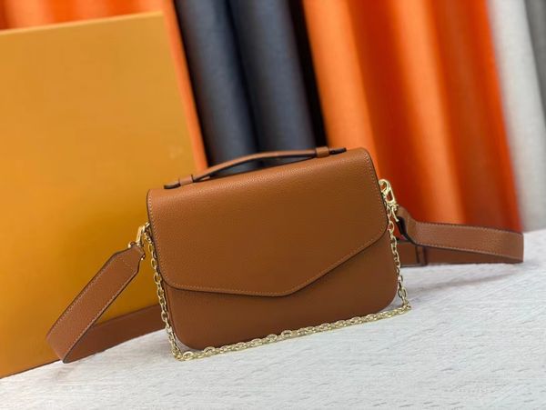 Design de haute qualité chaîne de luxe petit sac carré pour femme sac à bandoulière de couleur unie sac à bandoulière portable tout-en-un 22952