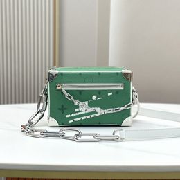Sac de créateur de haute qualité pour hommes et femmes Fashion Box Bag Vintage Sac à bandoulière imprimé Sac classique en relief Portable Tote # 44735