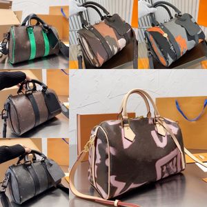 Hoge kwaliteit designer tas de draagtas Dames Heren Mode Kussentas Handtas Klassiek borduurwerk Gecoat canvas lederen bekleding schoudertas crossbody handtas