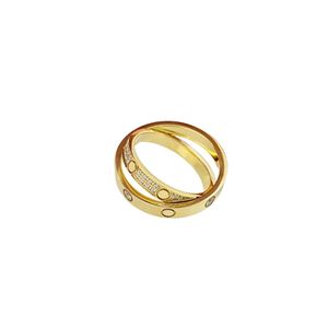 Design de haute qualité Design Titanium Band Anneaux Classic Jewelry Men and Women Couple Rings