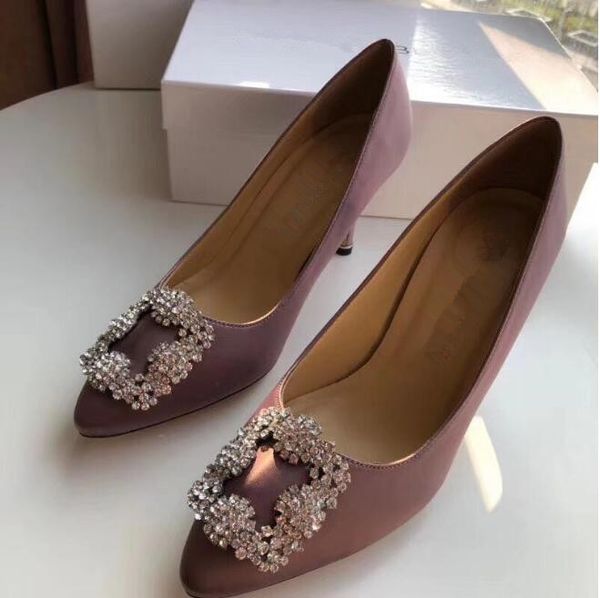 haute qualité Designer Party Chaussures De Mariage Mariée Femmes Dames Sandales De Mode Sexy Robe Chaussures Bout Pointu Talons Hauts En Cuir Paillettes avec boîte