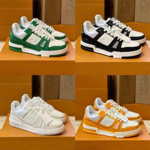 Chaussures de concepteur de haute qualité Sneakers hors des baskets de bureau Trainers en relief Luxury Casual Women Chaussures Chaussures en toile Denim Chaussures Plateforme Mentide Femme Femme 35-47 A10