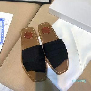 Hoge Kwaliteit Designer Dames Woody Muilezels Slippers Canvas Cross Geweven Sandalen Zomer Outdoor Peep Toe Casual Slipper Brief Stylist Shoes 000