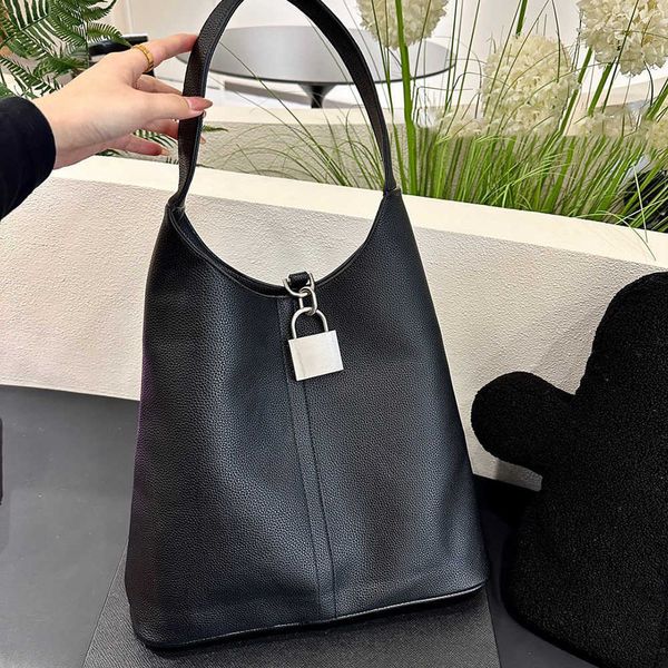 Diseñadores de alta calidad Bolsas Bolsas de hombro Cuero suave Bolso de mujer Crossbody Tote de lujo Compras de moda 4 Color Monedero Satchels Bolsa de alta capacidad