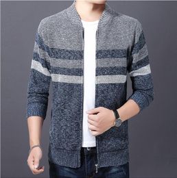 Alta calidad Desinger Moda para hombre con cremallera de lana Cardigans suéteres de lana suave contraste cálido Suéteres Hombres cuello alto Casual Abrigos de moda Chaqueta joven hombre