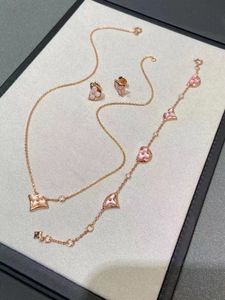 Hoge kwaliteit elegante ketting armband oorbellen merk designer kettingen armbanden voor vrouw temperament prachtige sieraden