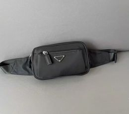 Sac banane de haute qualité Sac pour hommes et femmes Sacs à main Designer de luxe Sac fourre-tout en nylon à corps latéral Poche à bandoulière Porte-monnaie